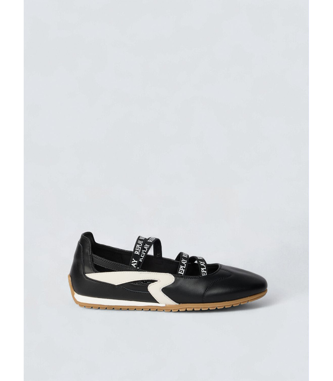 バレエフラットレザースニーカー